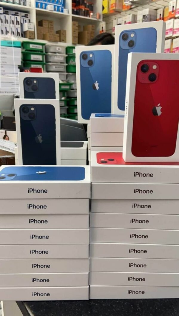 MIX IPHONE PALLETS - Image 3