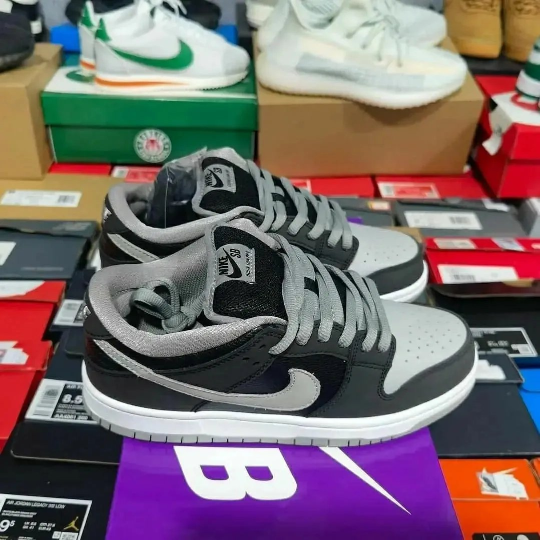 Authentic Nike shoes - Image 2
