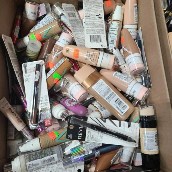 All In One Makeup Pallet For Sale - Image 6