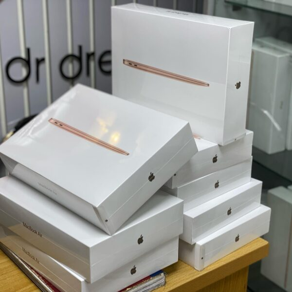 MacBook Air pallets - Image 2