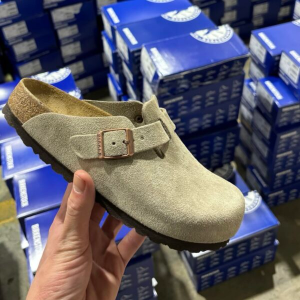 Birkenstock pallet